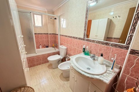 Apartment à vendre à Guardamar del Segura, Alicante, Espagne, 2 chambres, 74 m2 No. 183784 - photo 15