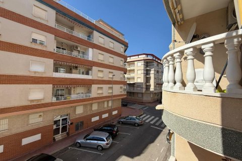 Apartment à vendre à Guardamar del Segura, Alicante, Espagne, 2 chambres, 74 m2 No. 183784 - photo 3