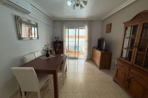 Apartment à vendre à Guardamar del Segura, Alicante, Espagne, 2 chambres, 74 m2 No. 183784 - photo 5