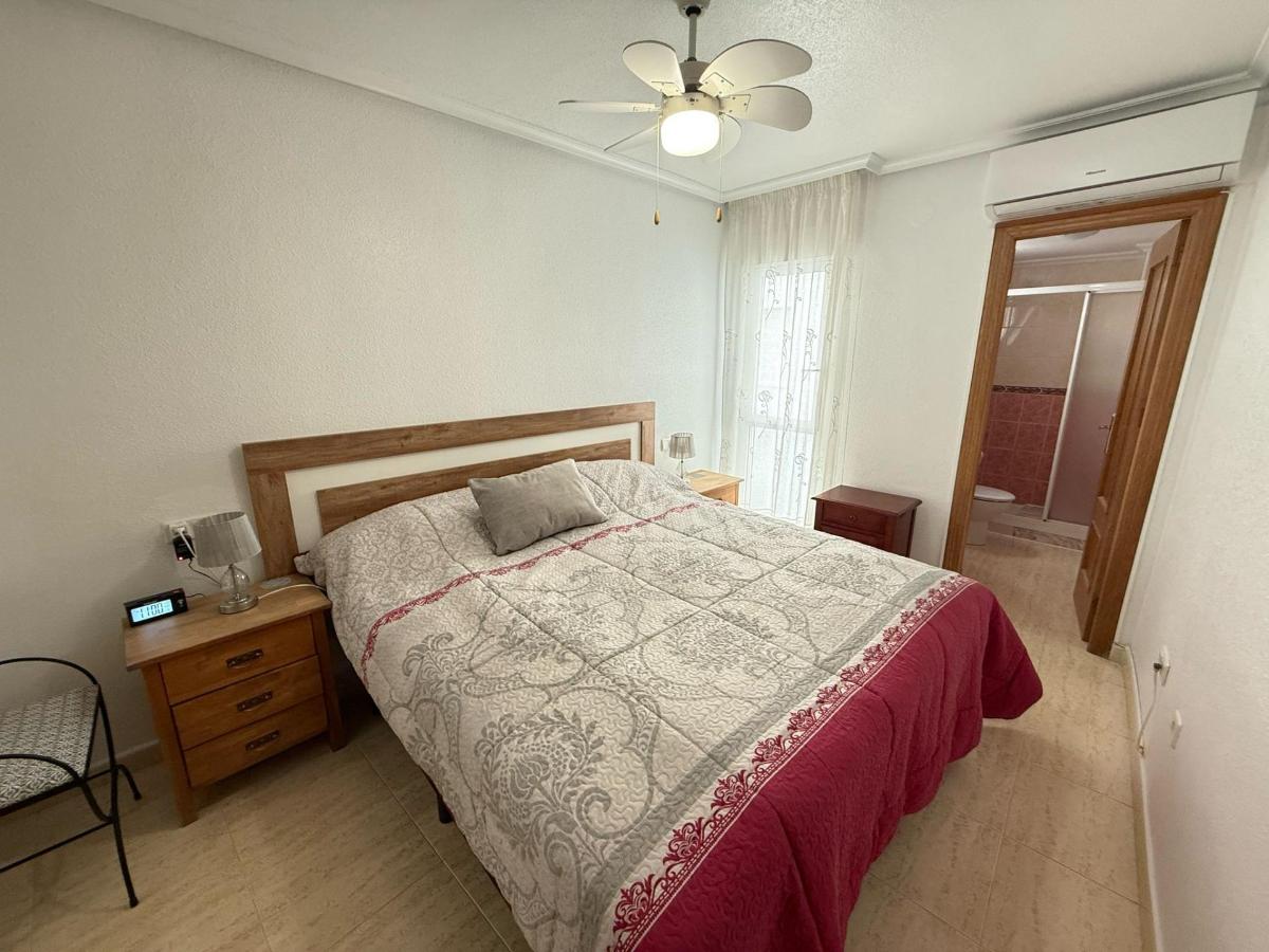 Apartment à Guardamar del Segura, Alicante, Espagne 2 chambres, 74 m2 No. 183784