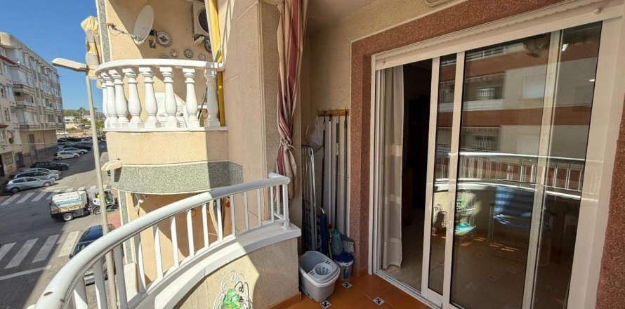Apartment à Guardamar del Segura, Alicante, Espagne 2 chambres, 74 m2 No. 183784