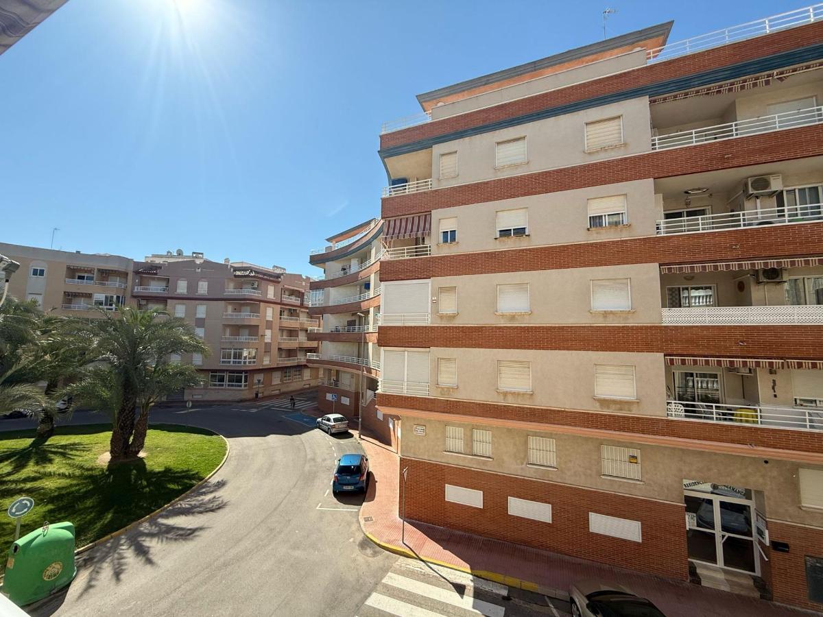 Apartment à Guardamar del Segura, Alicante, Espagne 2 chambres, 74 m2 No. 183784