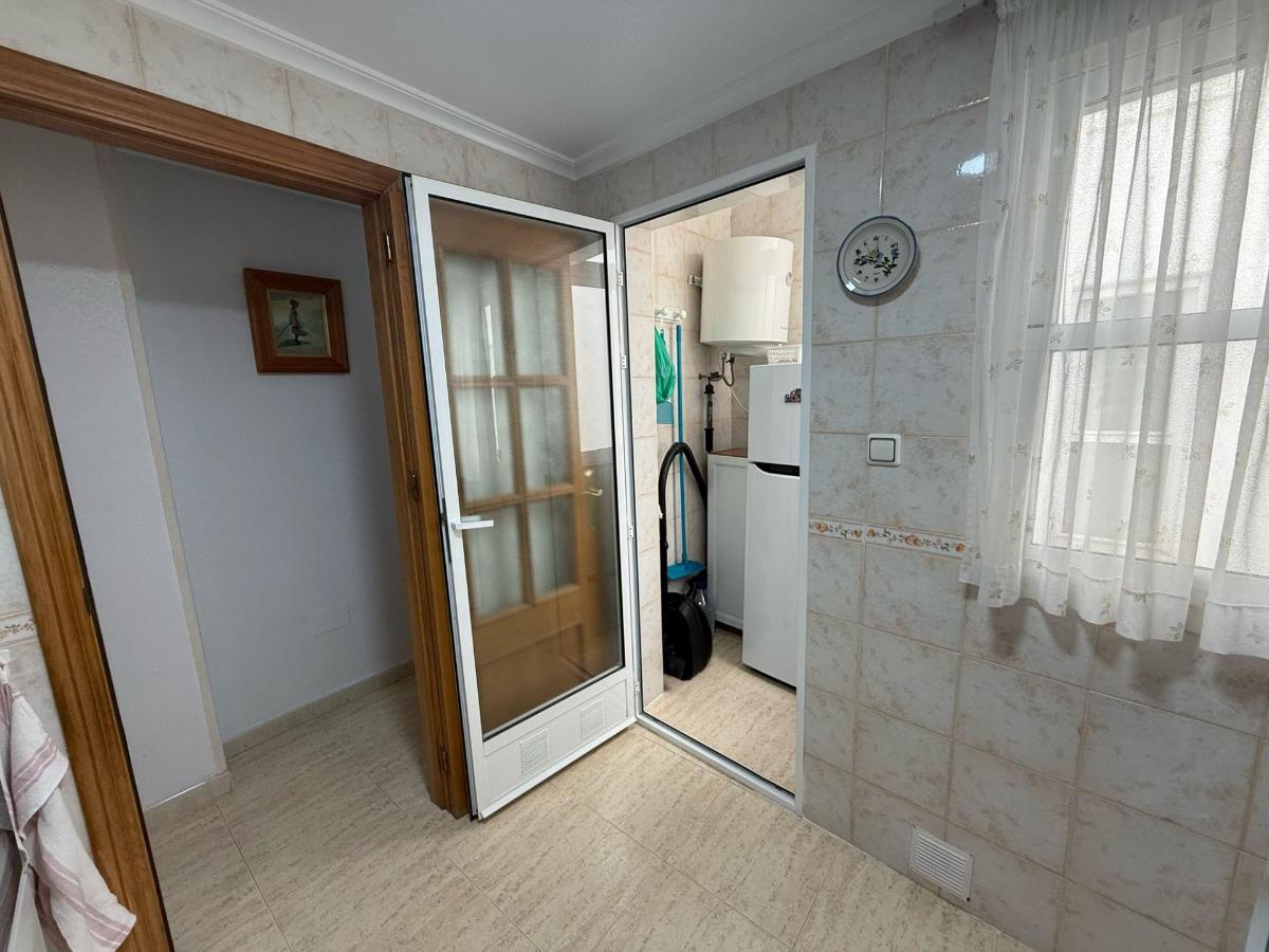 Apartment à Guardamar del Segura, Alicante, Espagne 2 chambres, 74 m2 No. 183784