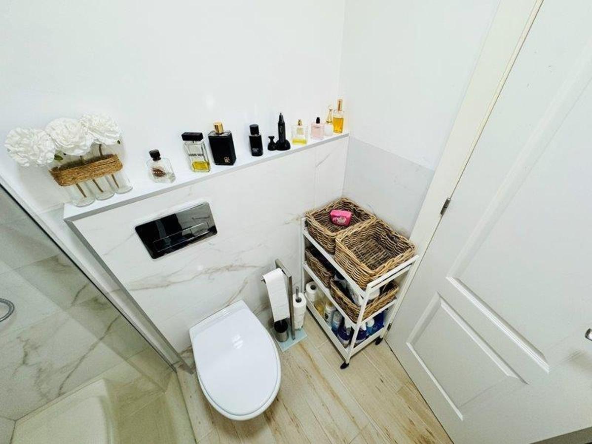 Apartment in Torrevieja, Alicante, Spain 2 bedrooms, 57 sq.m. No. 183852