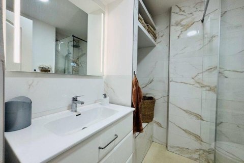 Wohnung zum Verkauf in Torrevieja, Alicante, Spanien 2 Schlafzimmer, 57 m2 Nr. 183852 - Foto 14