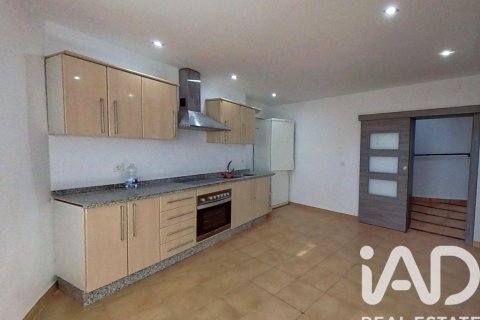 Villa for sale in Alcala la Real, Jaen, Spain 3 bedrooms, 179 sq.m. No. 184705 - photo 15