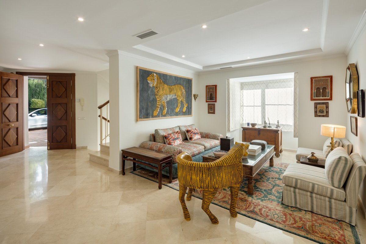 Villa in Benahavis, Malaga, Spanien 4 Schlafzimmer, 373 m2 Nr. 135954