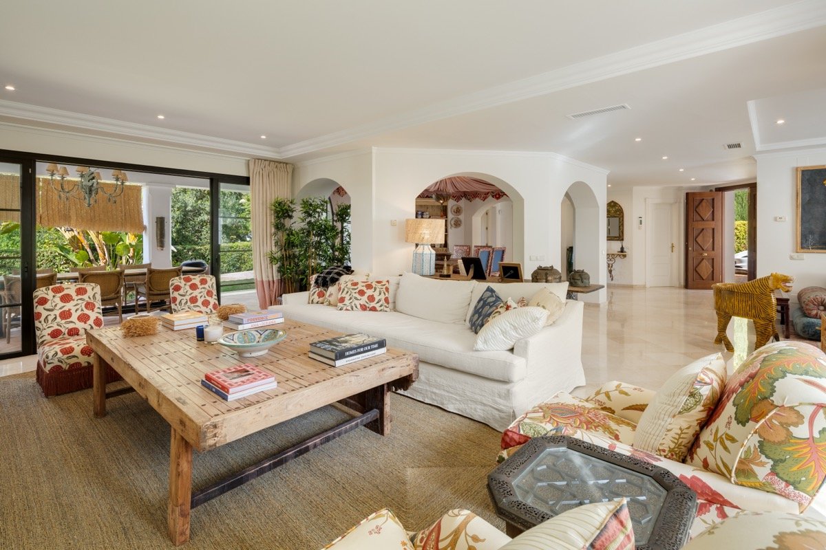 Villa in Benahavis, Malaga, Spanien 4 Schlafzimmer, 373 m2 Nr. 135954