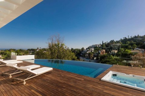 Продажа виллы в Бенахавис, Малага, Испания 5 спален, 642м2 №155827 - фото 5