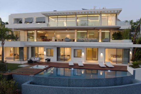 Продажа виллы в Бенахавис, Малага, Испания 5 спален, 642м2 №155827 - фото 4