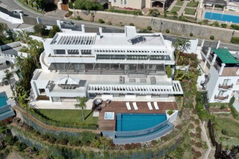 Продажа виллы в Бенахавис, Малага, Испания 5 спален, 642м2 №155827 - фото 3