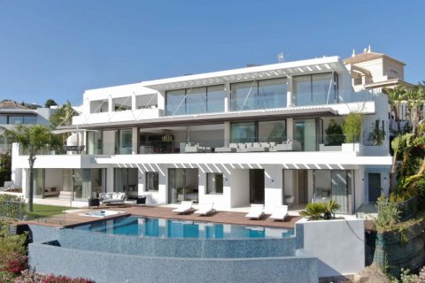 Продажа виллы в Бенахавис, Малага, Испания 5 спален, 642м2 №155827 - фото 2