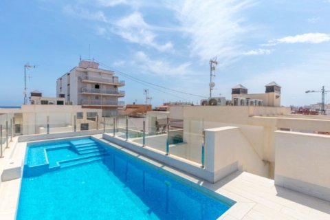 Apartment à vendre Torrevieja, Alicante, Espagne, 3 chambres,  No. 139357 - photo 18