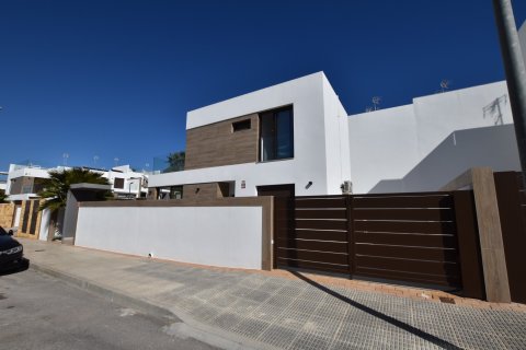 Villa à vendre Benijofar, Alicante, Espagne, 3 chambres, 175 m2 No. 139360 - photo 3