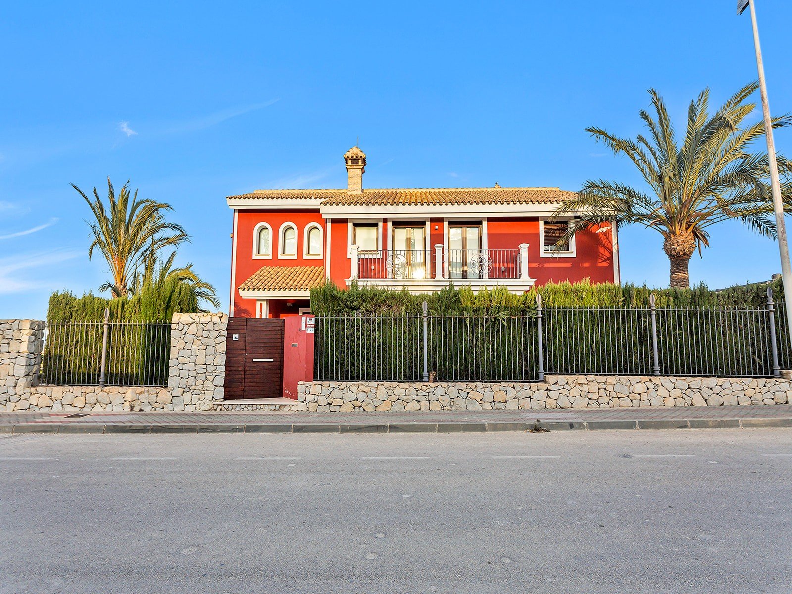 Huvila Algorfa, Alicante, Espanja 6 makuuhuonetta, 721 m2 No. 139359