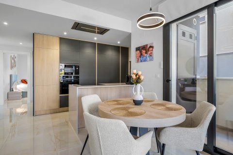 Appartamento in vendita Alicante, Spagna 2 camere da letto, 83 mq. N° 139361 - foto 4