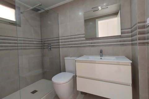 Apartment à vendre Alicante, Espagne, 3 chambres, 100 m2 No. 139362 - photo 2