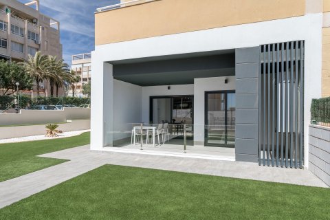 Appartamento in vendita a Torrevieja, Alicante, Spagna 3 camere da letto, 96.42 mq. N° 175901 - foto 3