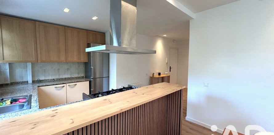 Dzīvoklis Barcelona, Spānijā 2 istabas, 84 m2 Nr. 196590