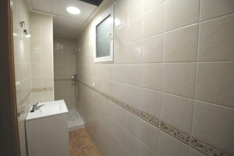 Villa in vendita a Alicante, Spagna 4 camere da letto, 120 mq. N° 146510 - foto 11