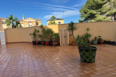 Villa in vendita a Alicante, Spagna 4 camere da letto, 120 mq. N° 146510 - foto 6