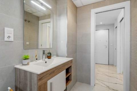 Apartment à vendre à Alicante, Espagne, 2 chambres, 79 m2 No. 188961 - photo 13
