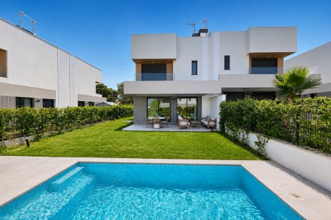 Villa in Puig De Ros, Mallorca, Spain 4 bedrooms, 174 sq.m. No. 180924
