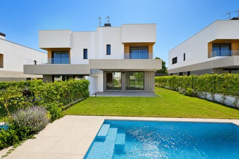 Villa à vendre à Puig De Ros, Mallorca, Espagne, 4 chambres, 174 m2 No. 180925 - photo 2