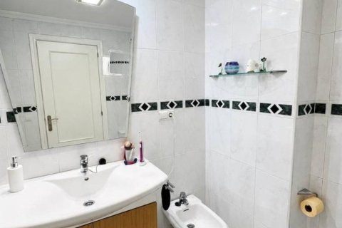 Apartment for sale in Dehesa De Campoamor, Alicante, Spain 3 bedrooms, 96 sq.m. No. 196737 - photo 17