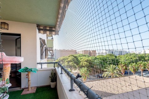 Apartment à vendre à Alicante, Espagne, 3 chambres, 100 m2 No. 196739 - photo 23
