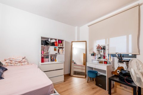 Apartment à vendre à Alicante, Espagne, 3 chambres, 100 m2 No. 196739 - photo 11