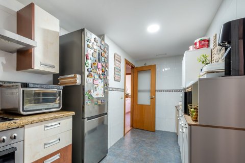 Apartment à vendre à Alicante, Espagne, 3 chambres, 100 m2 No. 196739 - photo 16