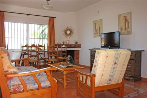 Villa zum Verkauf in Calpe, Alicante, Spanien 3 Schlafzimmer, 90 m2 Nr. 196741 - Foto 3