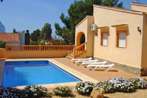 Villa in Calpe, Alicante, Spanien 3 Schlafzimmer, 90 m2 Nr. 196741