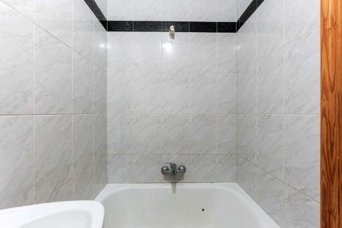 Villa à vendre à Alicante, Espagne, 3 chambres, 199 m2 No. 196736 - photo 15