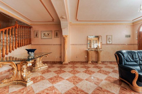 Villa à vendre à Alicante, Espagne, 3 chambres, 199 m2 No. 196736 - photo 2
