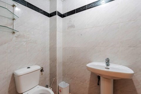 Villa à vendre à Alicante, Espagne, 3 chambres, 199 m2 No. 196736 - photo 14
