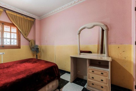 Villa à vendre à Alicante, Espagne, 3 chambres, 199 m2 No. 196736 - photo 16