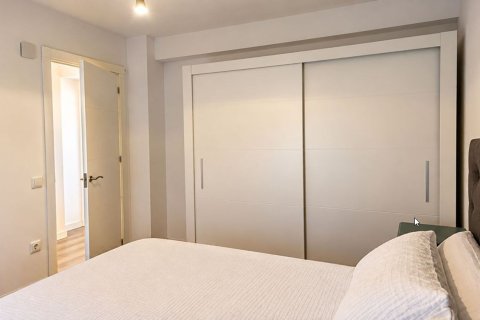 Villa à vendre à Alicante, Espagne, 3 chambres, 110 m2 No. 196738 - photo 6