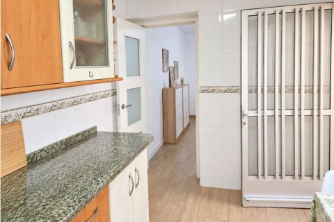 Villa à vendre à Alicante, Espagne, 3 chambres, 110 m2 No. 196738 - photo 10
