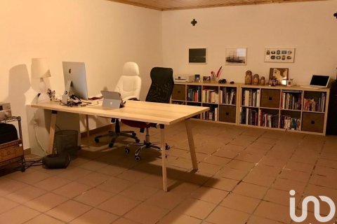 Dom w Sant Boi de Llobregat, Barcelona, Hiszpania 4 sypialnie, 270 mkw. nr 153841 – zdjęcie 22