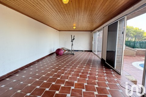 Dom w Sant Boi de Llobregat, Barcelona, Hiszpania 4 sypialnie, 270 mkw. nr 153841 – zdjęcie 6