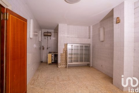 Dom w Velez-Malaga, Malaga, Hiszpania 13 sypialni, 811 mkw. nr 153845 – zdjęcie 4