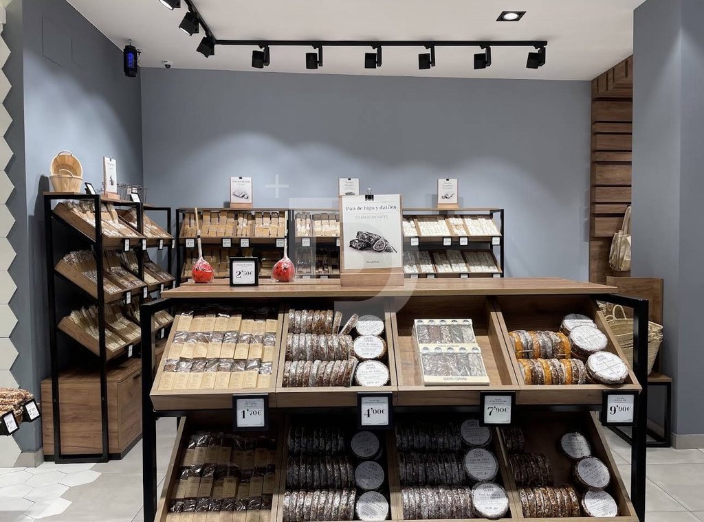 Retail store in Spagna 137 mq. N° 151951