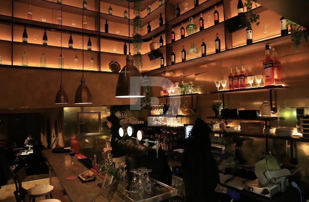 Cafe / restaurant à L'Eixample, Barcelona, Espagne 75 m2 No. 151945