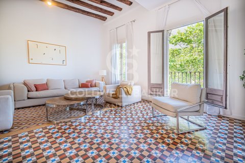 Apartment à Barcelona, Espagne 3 chambres, 124 m2 No. 158645