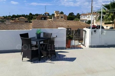 Dom w La Nucia, Alicante, Hiszpania 3 sypialnie, 205 mkw. nr 157081 – zdjęcie 21