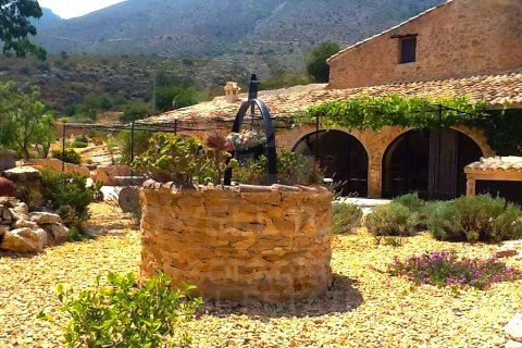 House for sale in Benissa, Alicante, Spain 8 bedrooms, 607 sq.m. No. 157079 - photo 17