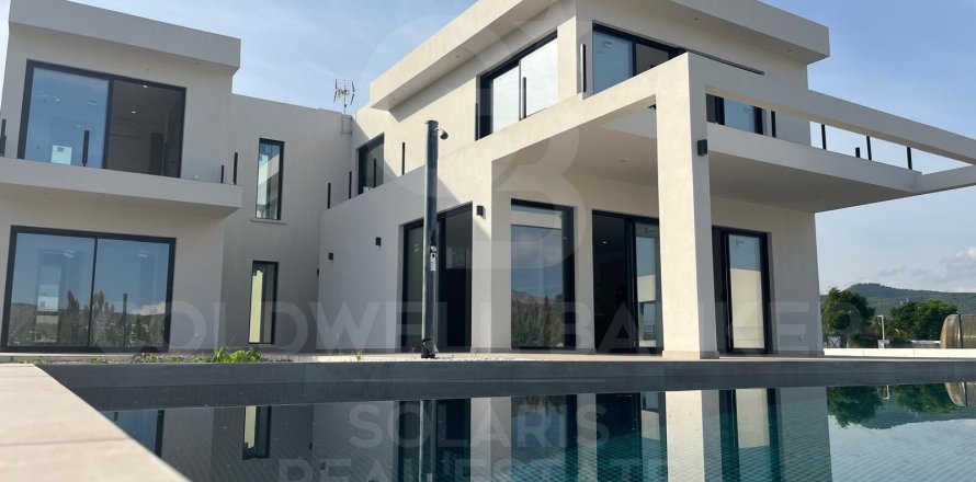Villa à Javea, Alicante, Espagne 3 chambres, 203 m2 No. 157078