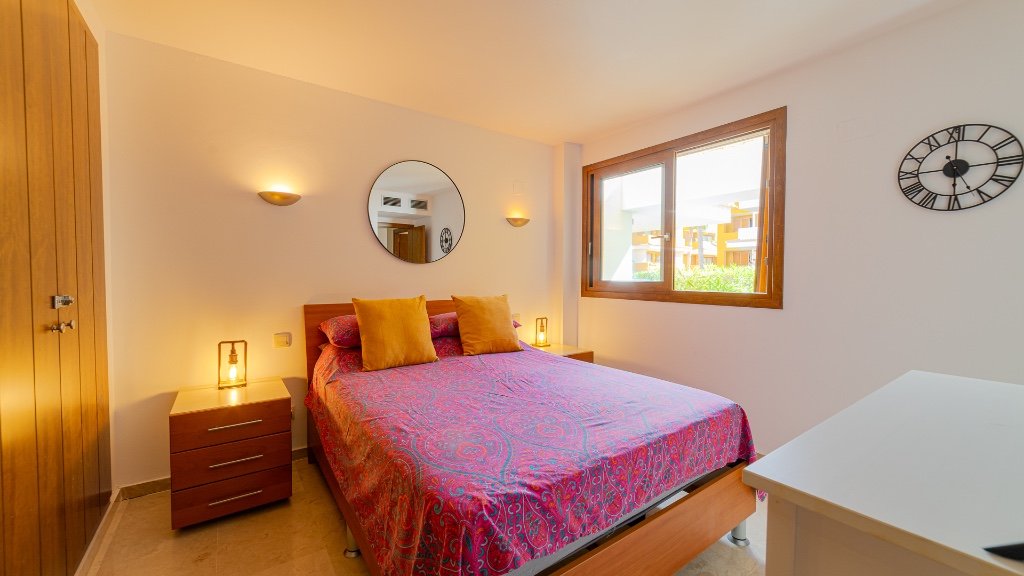 Huoneisto Punta Prima, Alicante, Espanja 2 makuuhuonetta, 84 m2 No. 145425